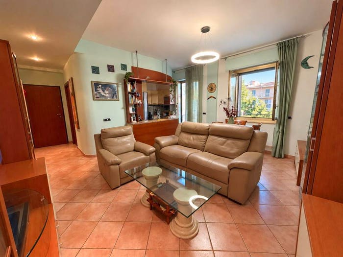 Appartamento con 5 locali in vendita in Via Pontegrande, Limone Melara, La Spezia