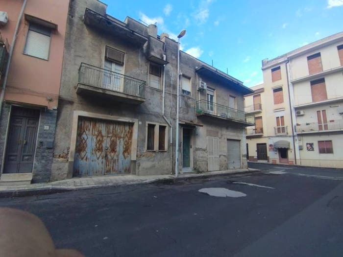 Appartamento con 6 locali in vendita in Via Ragusa, Lentini