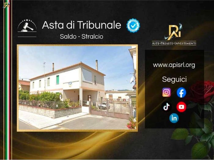 Appartamento con 6 locali in vendita in Via Taranto, Rocca Imperiale Marina, Rocca Imperiale