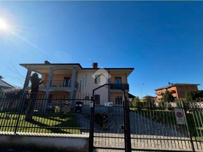 Casa quadrilocale in vendita in Via G Garibaldi, Bubbiano