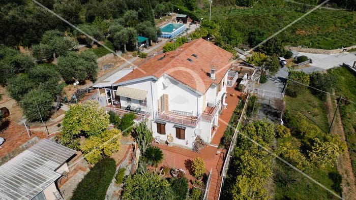 Appartamento con 5 locali in vendita in Via Capae, Borghetto Santo Spirito