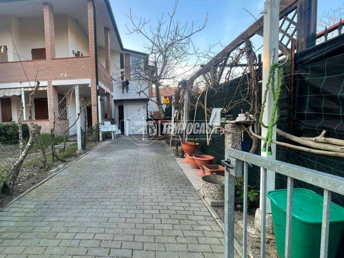 Appartamento trilocale in vendita in Via degli Aironi Lido di Volano, Lido di Volano, Comacchio