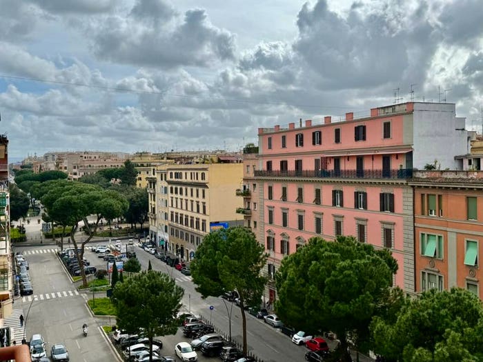 Appartamento quadrilocale in vendita in Via Appia Nuova, Re di Roma, Roma