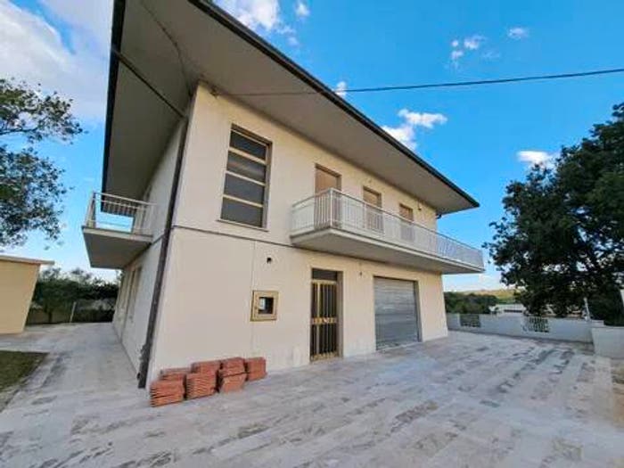 Appartamento con 5 locali in vendita in Favale, Favale, Civitella del Tronto