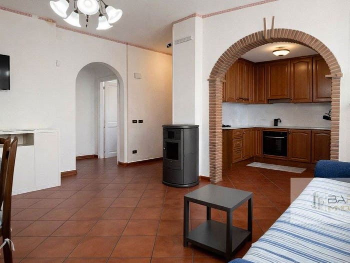 Appartamento trilocale in vendita in Via Fanin, Camaiore Paese, Camaiore