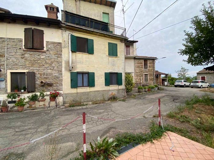 Casa con 5 locali in vendita in Via Regnola, Castelnovo Ne' Monti
