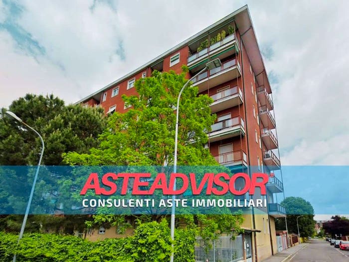 Appartamento con 6 locali in vendita in Via Eugenio Villoresi, Centro, Garbagnate Milanese
