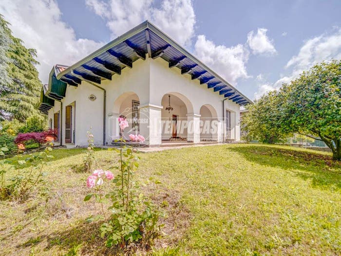 Casa con 5 locali in vendita in Via XXV Aprile, Fagnano Olona