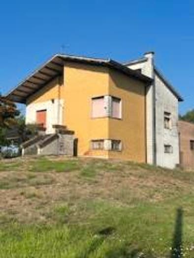 Casa con 6 locali in vendita in Via Matteo Imbriani, Vicoboneghisio, Casalmaggiore