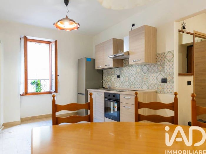 Appartamento trilocale in vendita in Via Venezia, Centro, Avio