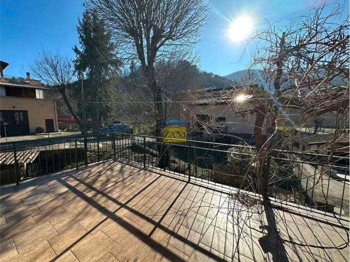 Casa con 6 locali in vendita in via Roma, Centro, Pellegrino Parmense