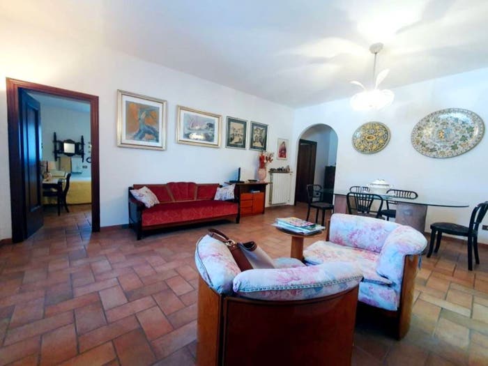 Appartamento quadrilocale in vendita in Prestigioso Palazzo Storico SNC, Centro, Acquapendente