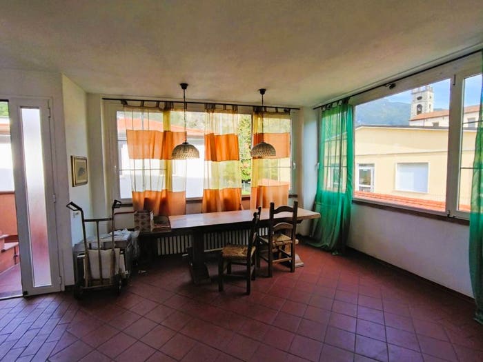 Appartamento con 6 locali in vendita in via san francesco, Camaiore Paese, Camaiore