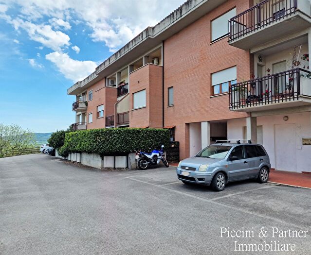 Appartamento quadrilocale in vendita in Via Arezzo, Perugia