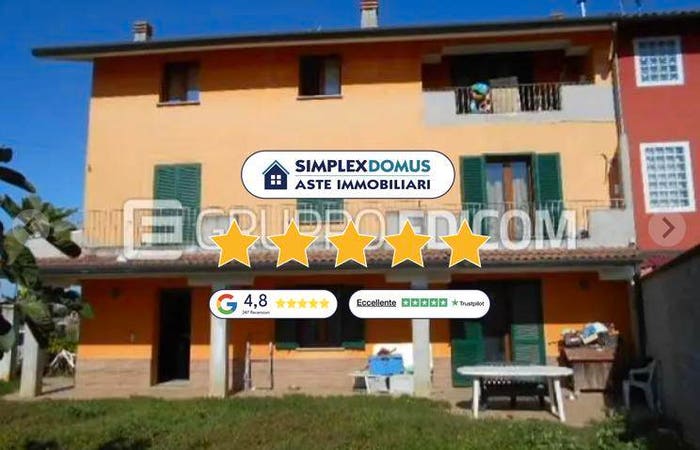 Appartamento con 6 locali in vendita in Via Basaluzzo, Fresonara