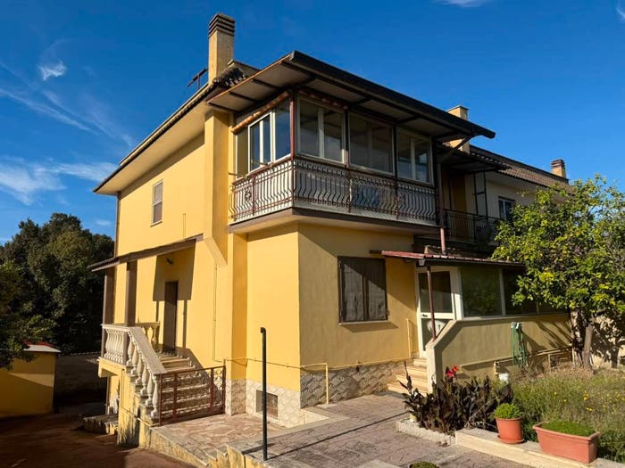 Casa trilocale in vendita in Via Valle Carniera, Fossignano, Aprilia