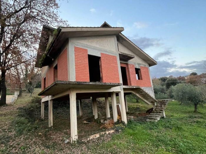 Casa in vendita in Via Colle Intella, Roccagorga