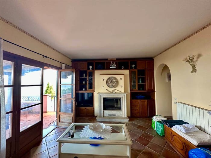 Casa con 6 locali in vendita in Centro, Capoliveri