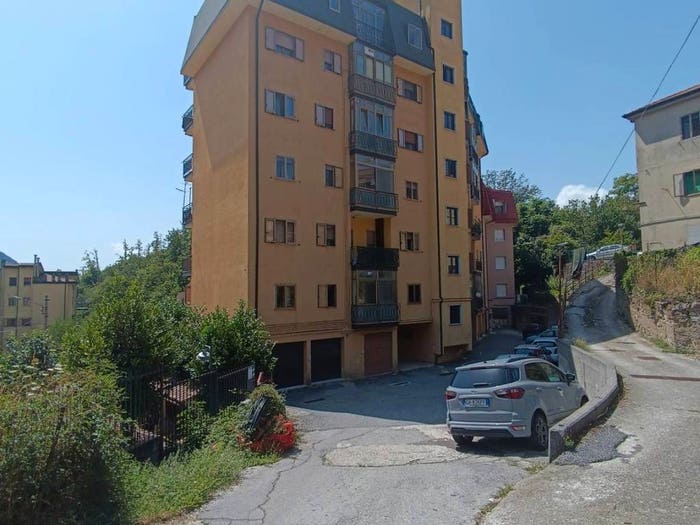 Appartamento quadrilocale in vendita in Viale Cristoforo Colombo, Centro, Lagonegro