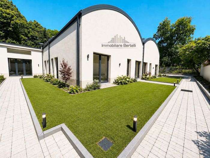 Appartamento trilocale in vendita in Via Bernardino Verro, Ripamonti Fondazione Prada, Milano
