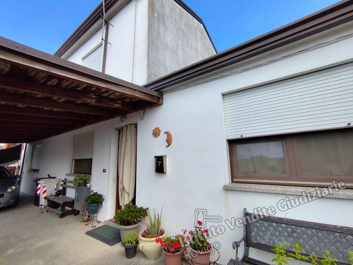 Casa con 6 locali in vendita in Via I Maggio n, Centro, Porto Viro