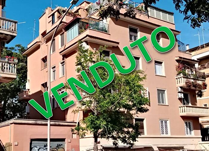 Appartamento trilocale in vendita in Via Giacomo Folchi, Monteverde Nuovo, Roma