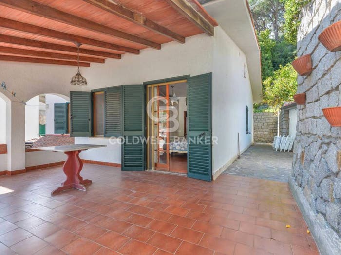 Appartamento quadrilocale in vendita in Via della Costa, Secchetto, Campo nell'Elba
