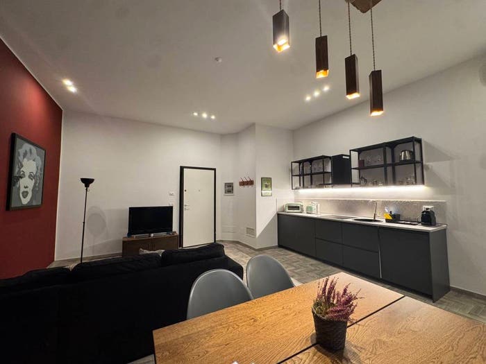 Appartamento bilocale in vendita in Via San Luca, Caricamento, Genova