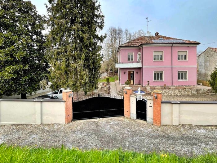 Casa con 6 locali in vendita in Via Palmiro Togliatti, Bottarone, Bressana Bottarone
