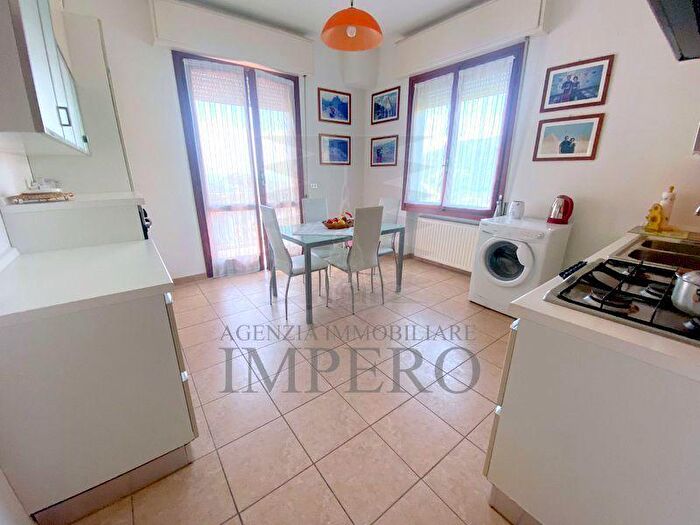 Casa con 5 locali in vendita in Via Calandri, Ventimiglia