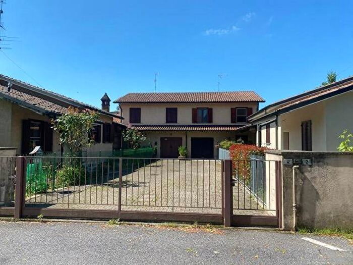 Casa quadrilocale in vendita in Via De Gasperi, Centro, Cavenago d'Adda