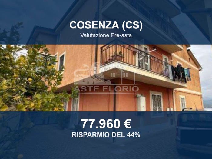 Appartamento con 6 locali in vendita in Contrada Muoio Piccolo, Panebianco Stadio Città Acquedotto, Cosenza