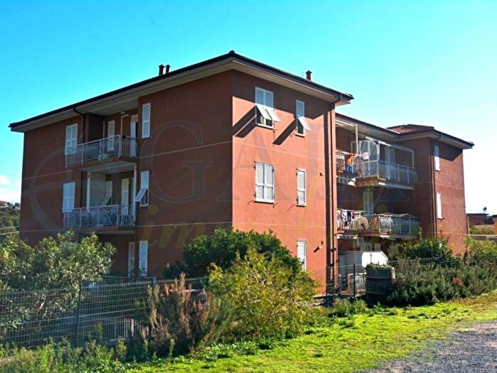 Appartamento bilocale in vendita in Via Provinciale, Centro, Toirano