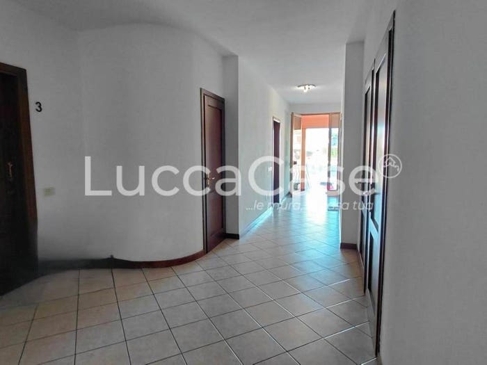 Casa con 6 locali in vendita in Via Lda Vinci, Altopascio Centro, Altopascio
