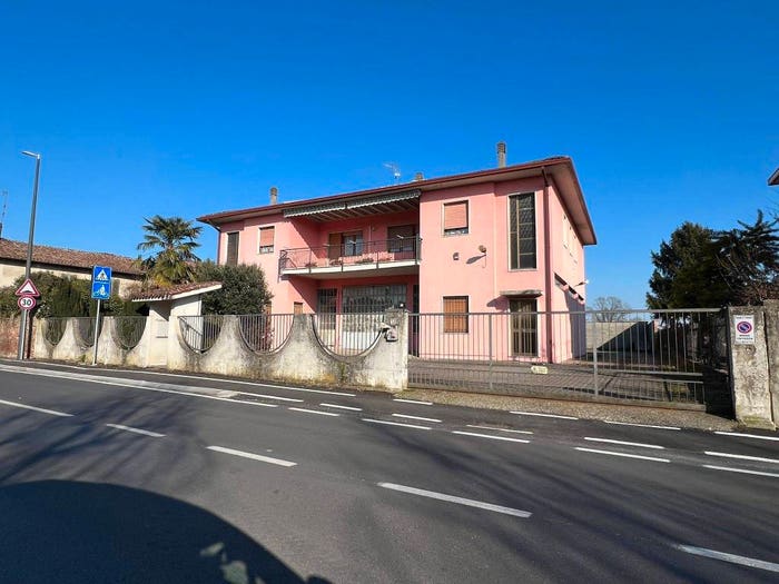 Casa con 6 locali in vendita in Boschetto, Cremona