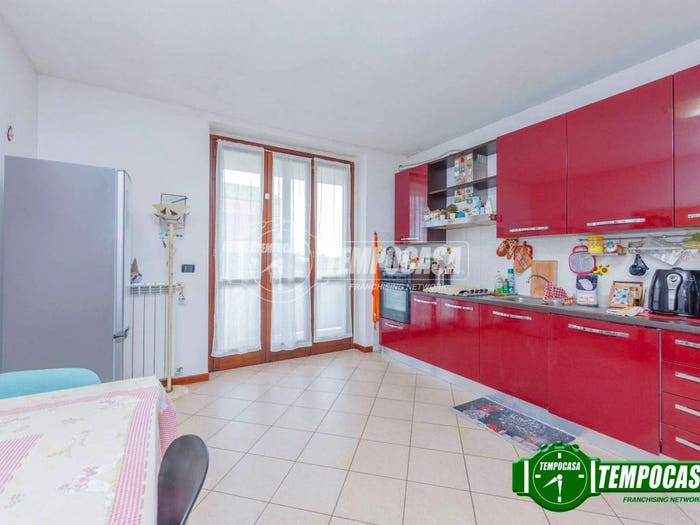 Appartamento trilocale in vendita in Via Altino livatino, Parasacco, Zerbolò