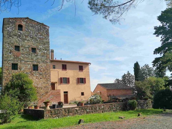 Casa con 6 locali in vendita in Centro, Gambassi Terme