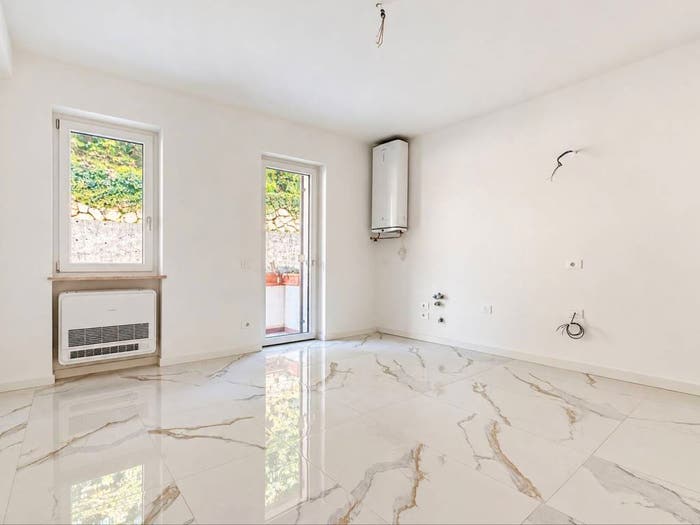 Appartamento trilocale in vendita in Via Monumento, Negrar, Negrar di Valpolicella