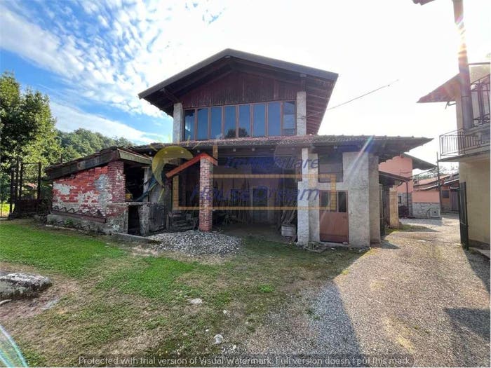 Casa quadrilocale in vendita in Centro, Castelletto Sopra Ticino
