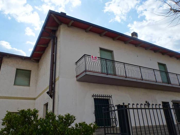 Appartamento con 6 locali in vendita in Via Guido Cavalcanti, Centro, Bibbiena
