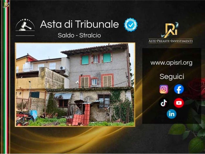 Casa con 6 locali in vendita in Via zanni, Caianello