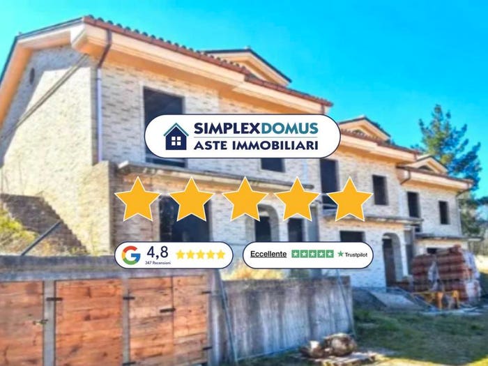 Casa con 6 locali in vendita in Via Trentavisi, Centro, Cingoli