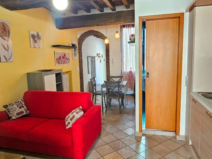 Appartamento bilocale in vendita in Strada Giuseppe Garibaldi, Centro Storico, Parma