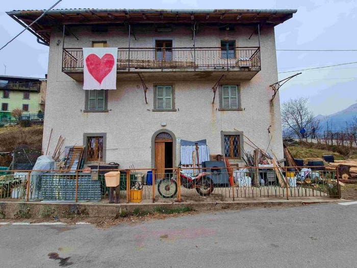 Casa quadrilocale in vendita in Via Dante Alighieri, Blello