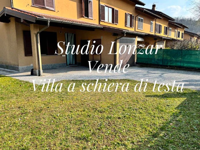 Casa quadrilocale in vendita in Via Valcuvia, Centro, Cittiglio