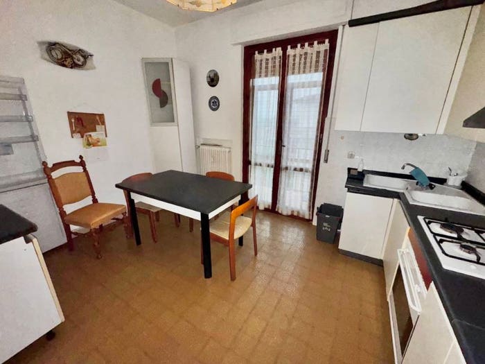 Appartamento quadrilocale in vendita in Via Tevere, Porta Nuova Ingegneria, Pisa