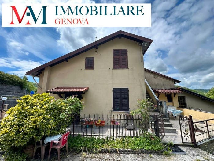 Appartamento trilocale in vendita in Località Laccio, Laccio, Torriglia