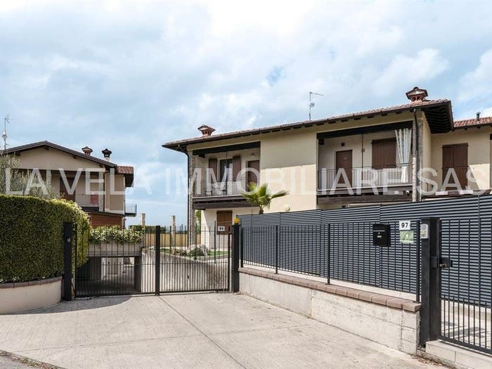 Appartamento bilocale in vendita in Entroterra, Desenzano del Garda