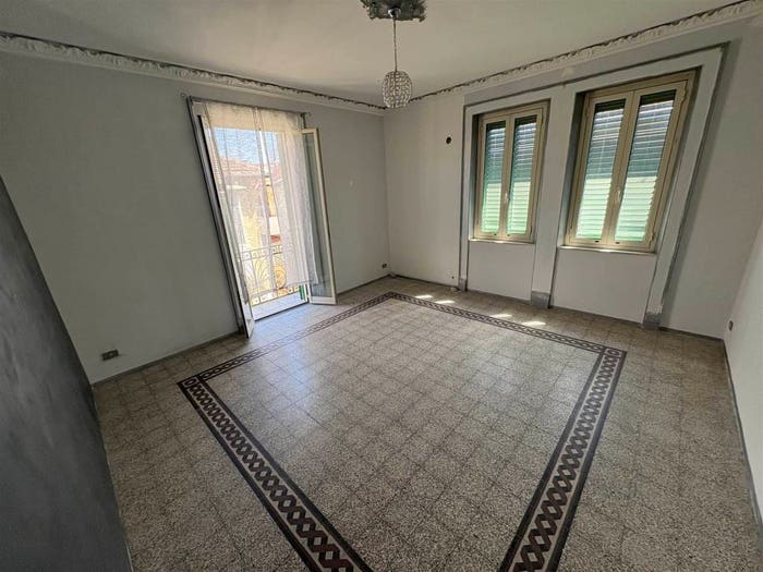 Appartamento trilocale in vendita in via montescuderi, Giostra, Messina