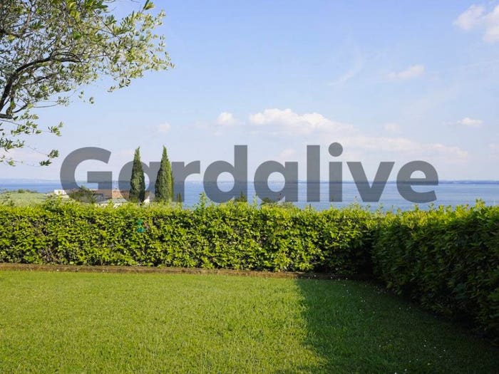 Casa quadrilocale in vendita in Via del Pozzo, Moniga del Garda